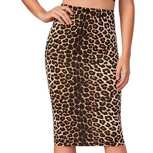Leopard skirt brand new size small